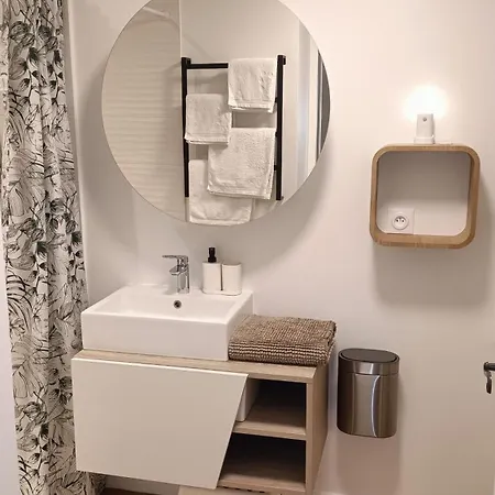 Alojamento de Acomodação e Pequeno-almoço La Ramee